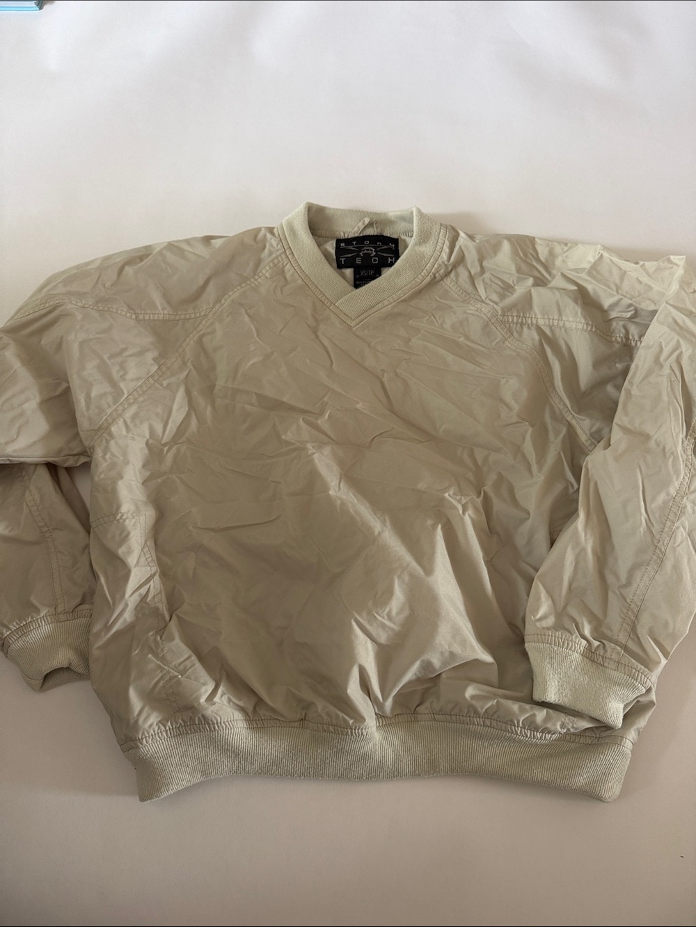 Lightweight Golf V-Neck Pullover Nylon Jacket - Cream